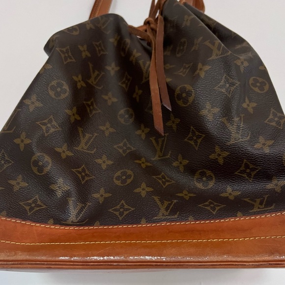 Louis Vuitton Monogram Noe Bucket Bag - Picture 5 of 14